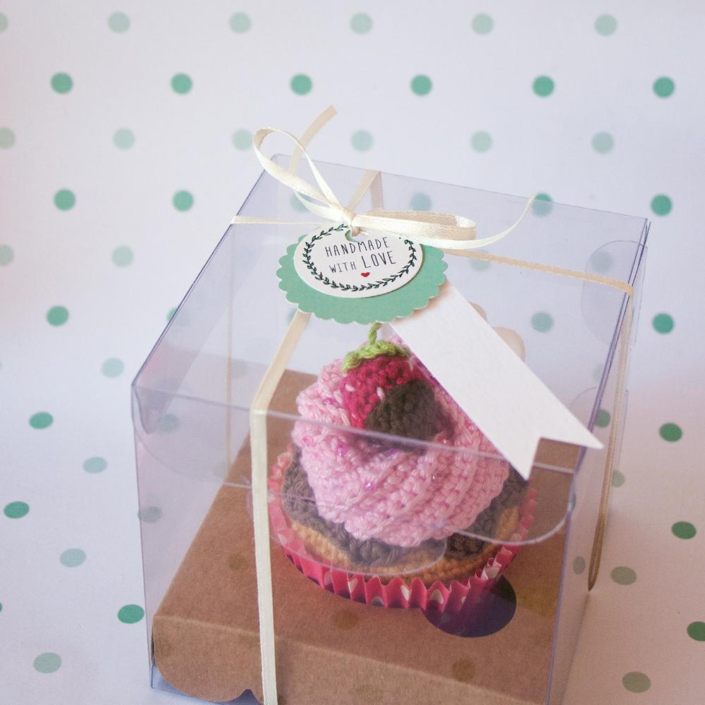 Strawberry Corchet Cupcake by 