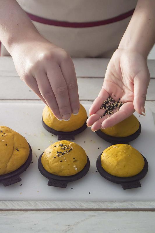 Hamburguesas con pan de curry