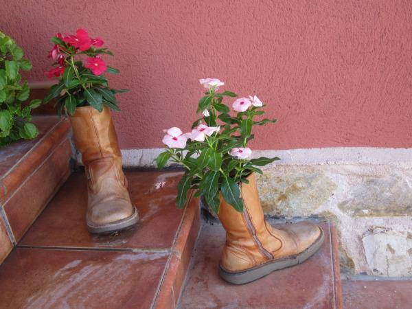 Macetas en botas 