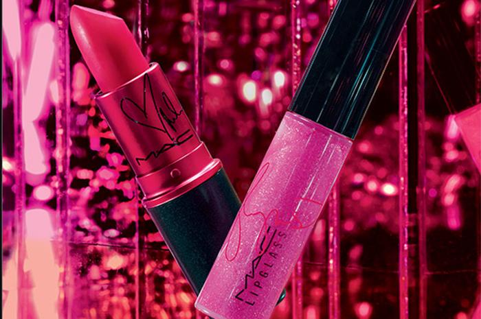 Lipstick y Tinted Lipglass Viva Glam y Miley Cyrus de MAC, Las botas de Nancy Sinatra