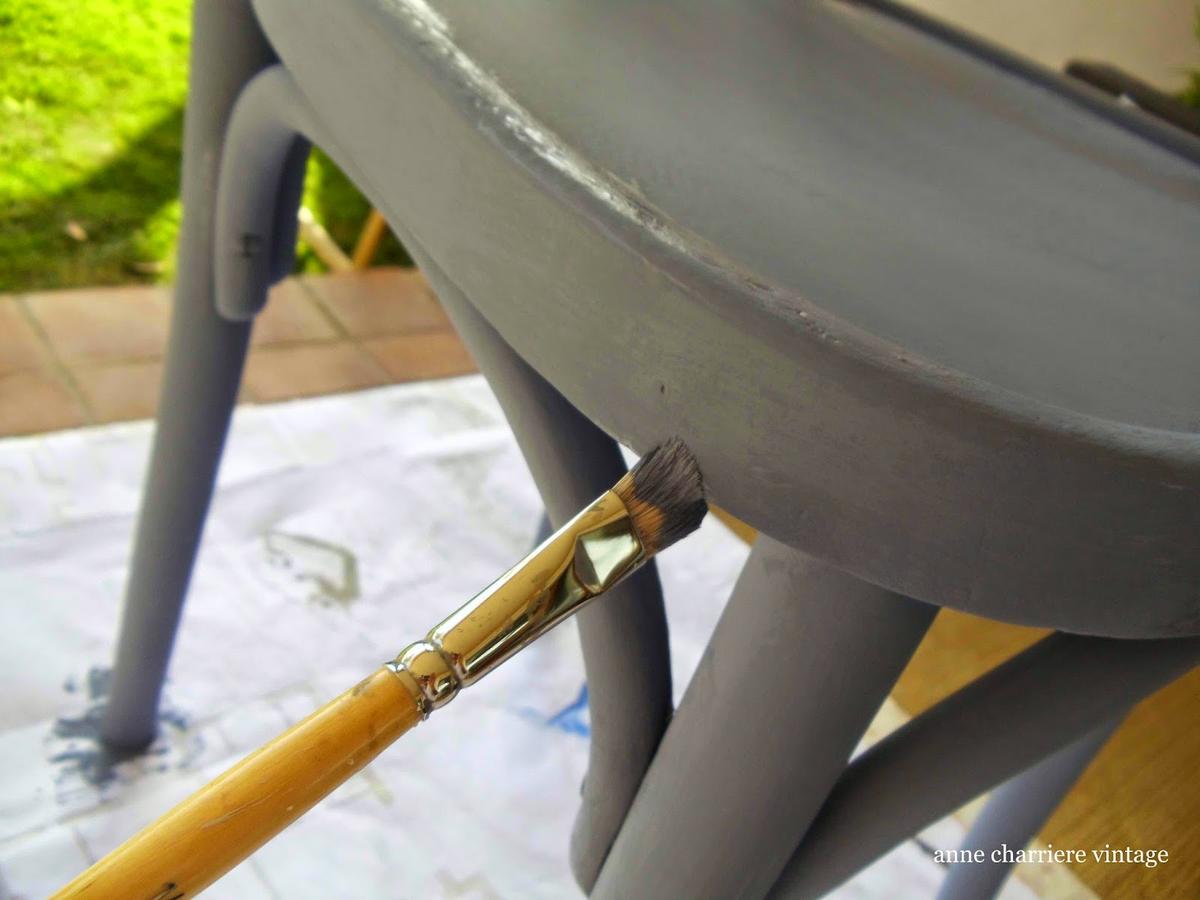 www.annecharriere.com, anne charriere vintage, pintar sillas de café, 