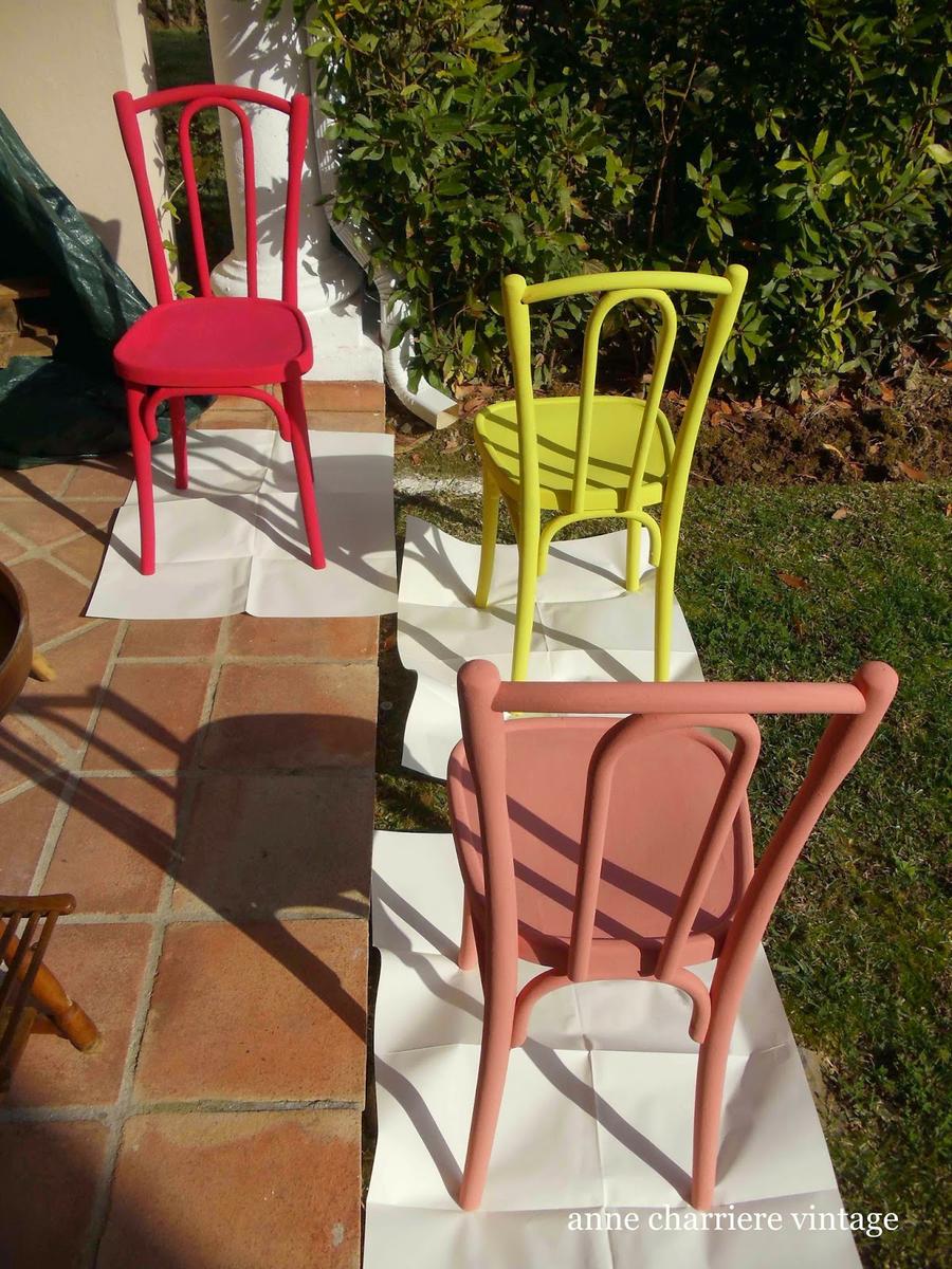 www.annecharriere.com, anne charriere vintage, pintar sillas de café, 