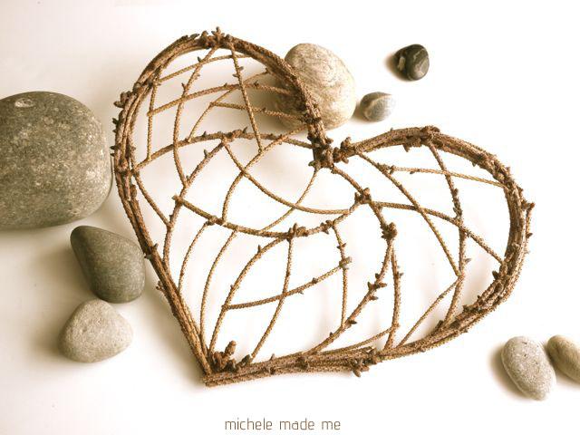 hacer_un_corazon_con_materiales_naturales_1