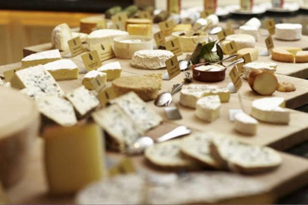 EDISEE_Diana-Feldhaus_boda-gourmet-quesos-boda.10