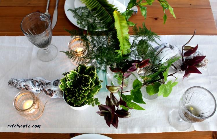 decorar-mesa-con-flores-y-plantas