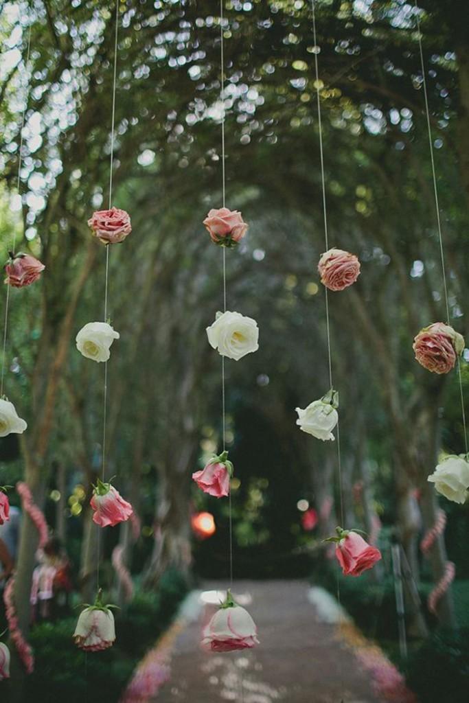 Ideas Para Decorar Tu Boda Con Guirnaldas De Flores | Bodas