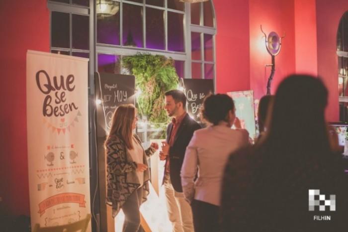 Stand de Que se Besen en Wedding Aljarafe