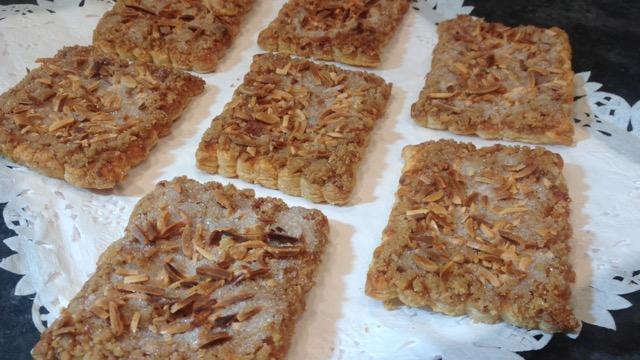 Cocas de Chicharrones Individuales34