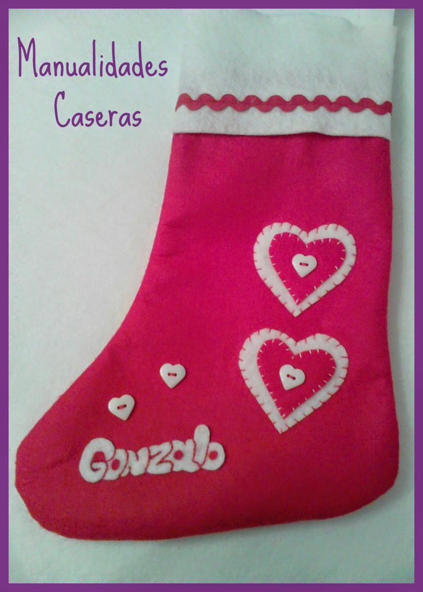 Manualidades Caseras faciles Bota de Navidad personalizada de corazones