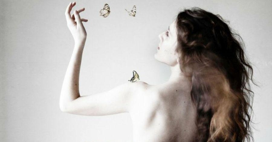 Sorprendentes fotos que mezclan el mundo real y un particular mundo imaginario