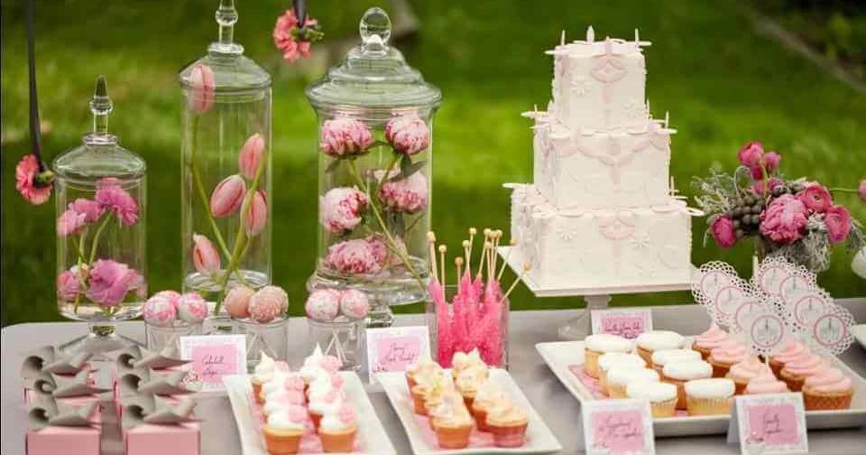 Cómo armar una mesa de dulces en 8 sencillos pasos | Bodas