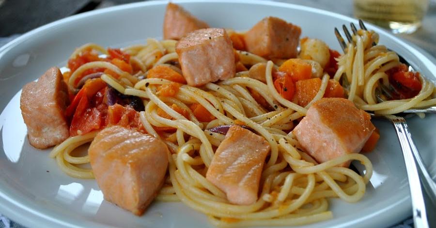 espaguetis con salmon | facilisimo.com