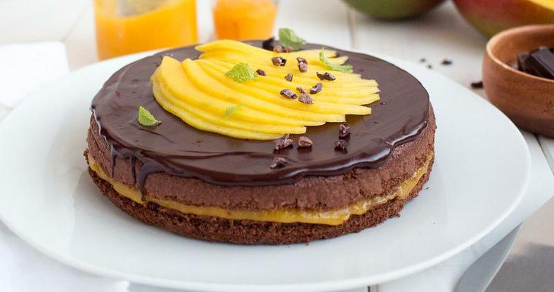 Tarta de chocolate y mango | Cocina