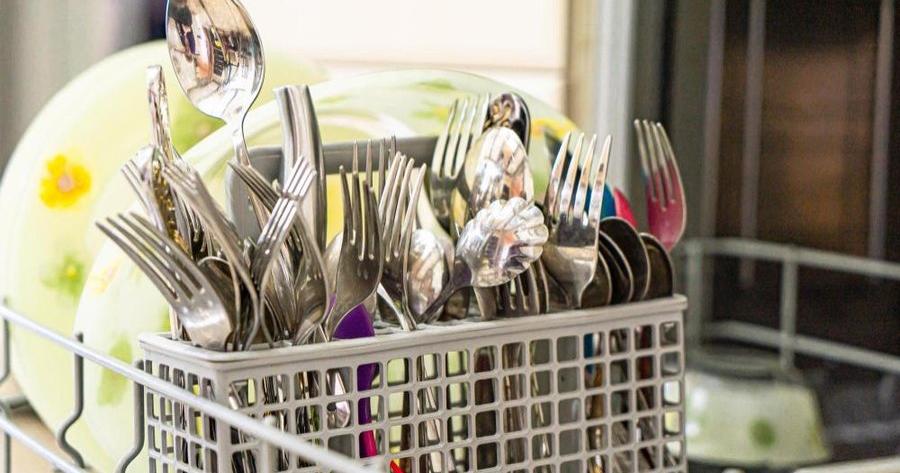 Adiós humedad dentro de casa con este truco de abuela facilísimo: solo  necesitas una cuchara