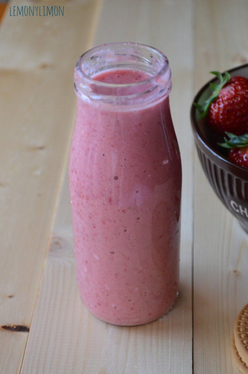  Batido de fresas y galleta