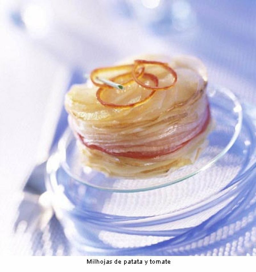 milhojas de patata y tomate