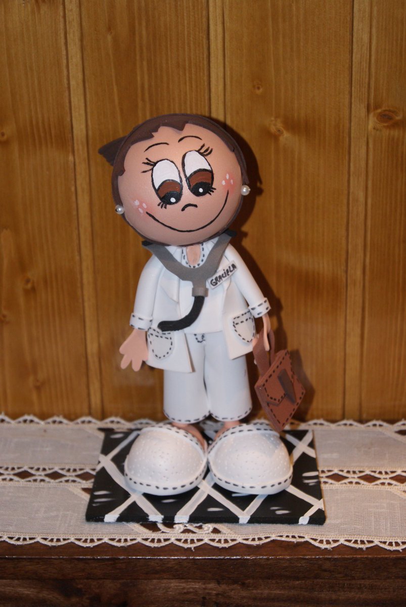fofuchas medicos y enfermeras