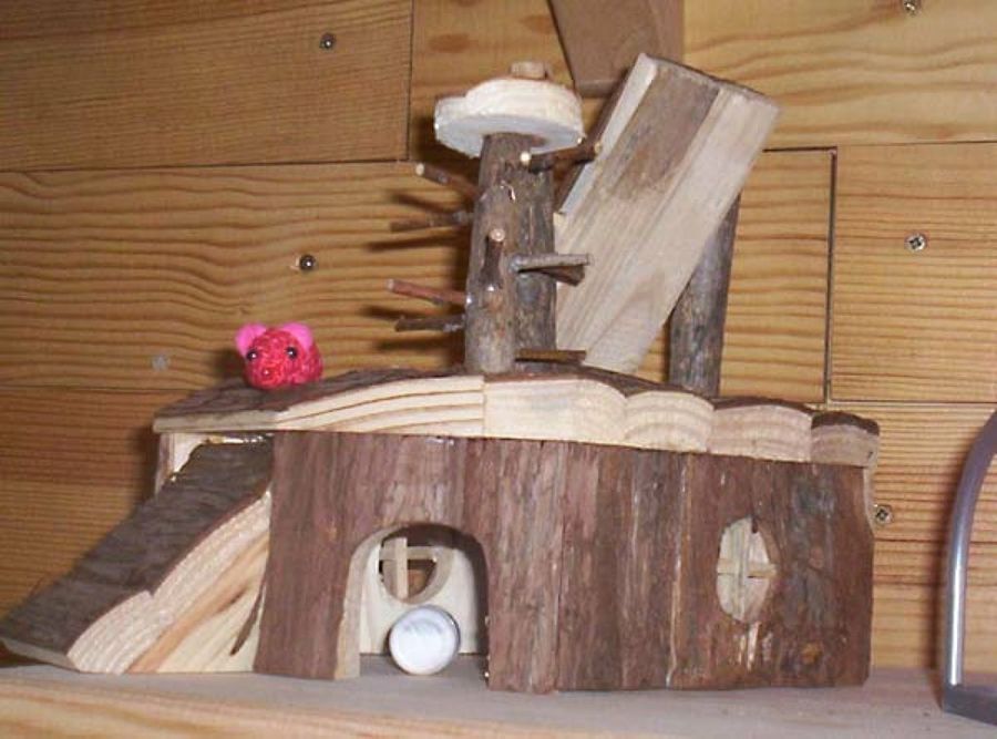 casita de madrea para roedores