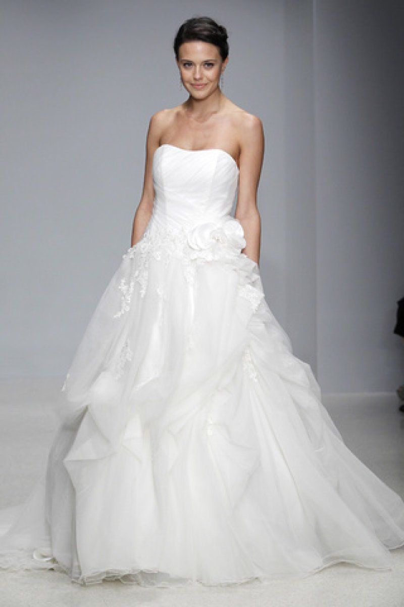 Alfred Angelo en la NY Bridal Fashion Week | Bodas, image size:800x1200