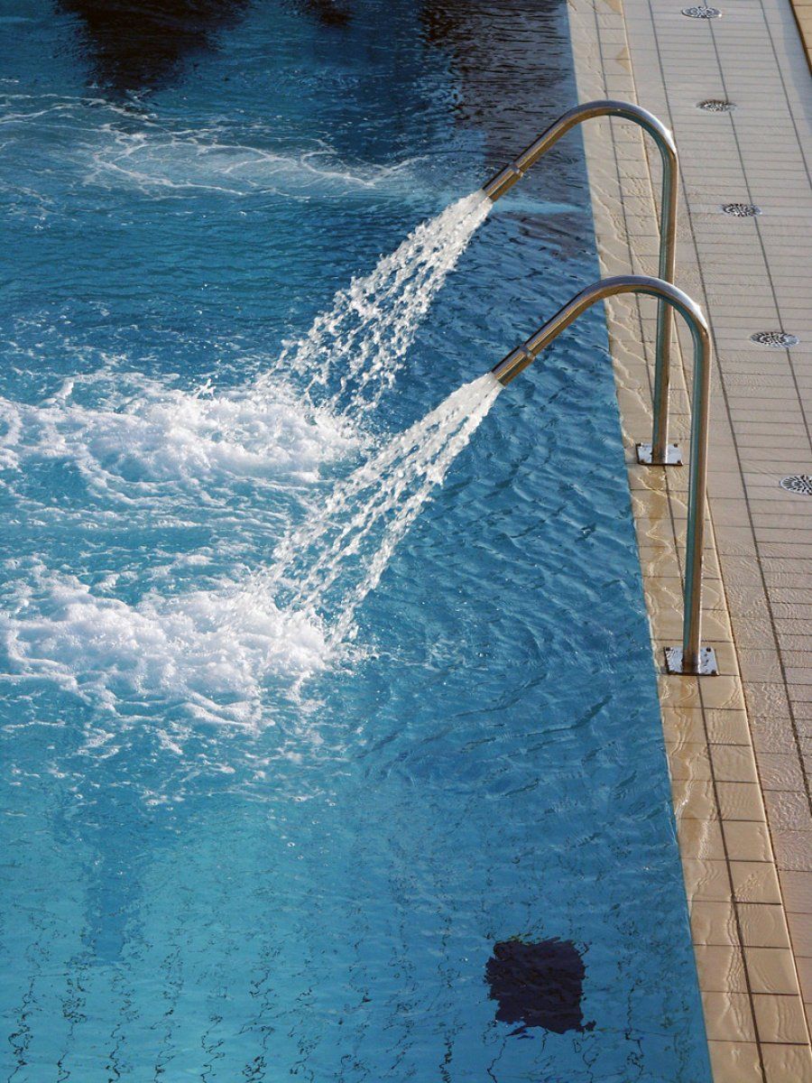 Escaleras de piscina