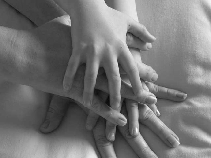 manos