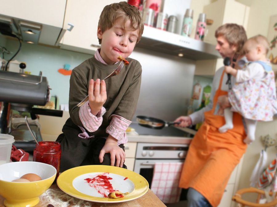 Niños en la cocina