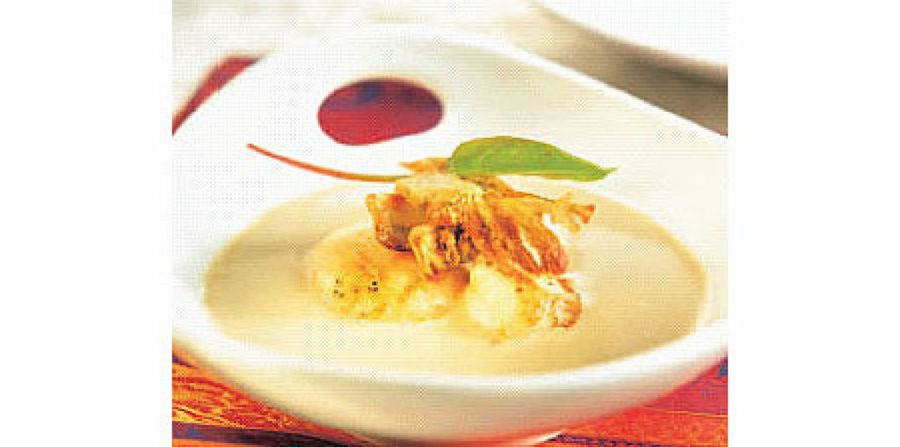 Crema de alcachofas con vieiras