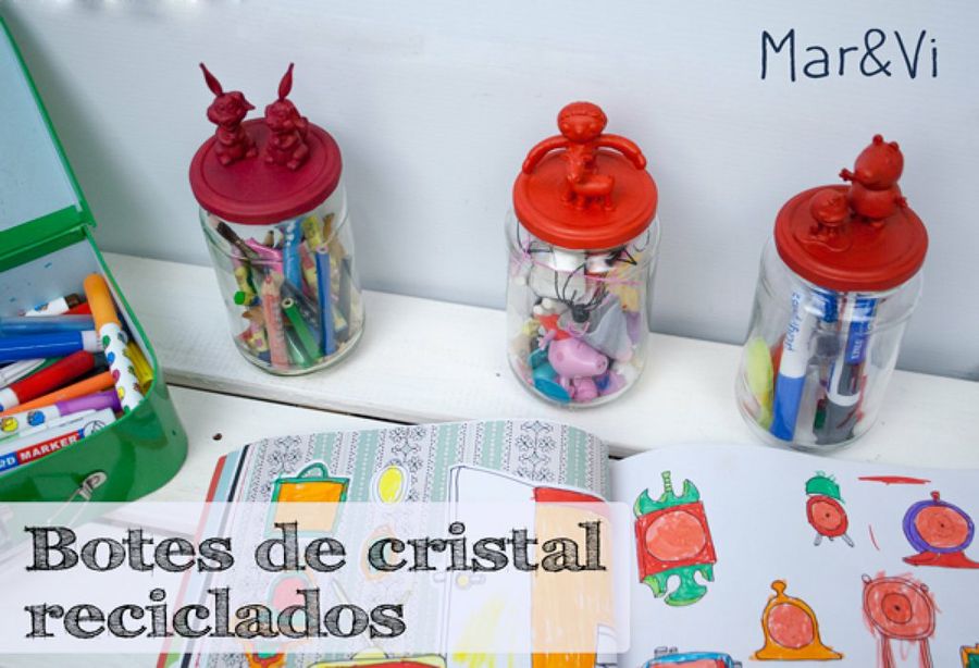 Barry rebanada agudo Botes de cristal decorados con juguetes reciclados | Manualidades