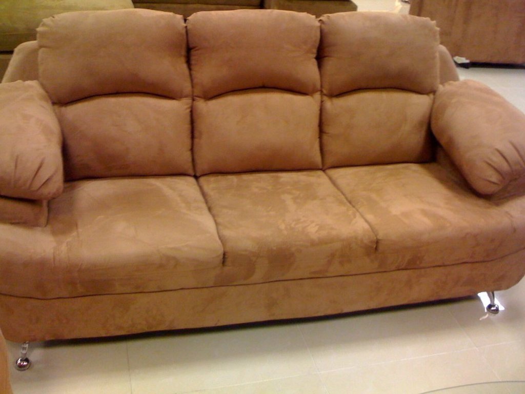 grens afgunst Oppervlakkig Tapizar tu sofá es más sencillo de lo que parece | Bricolaje