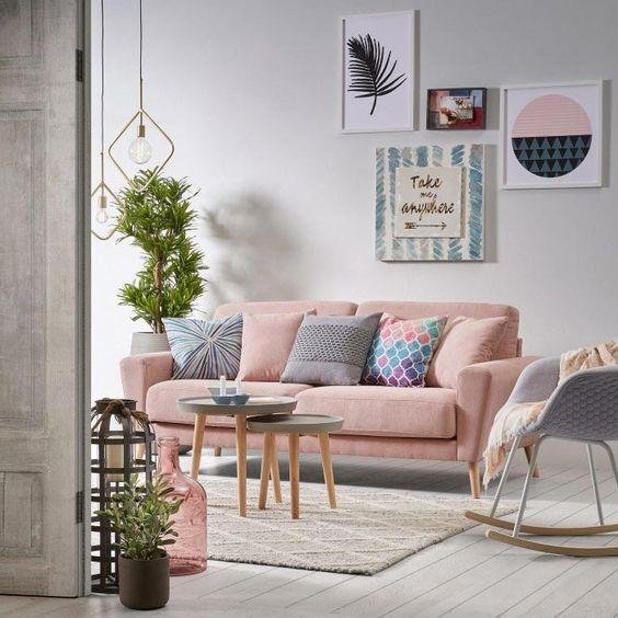 Ideas de decoración para colocar los cojines en el sofá y en la