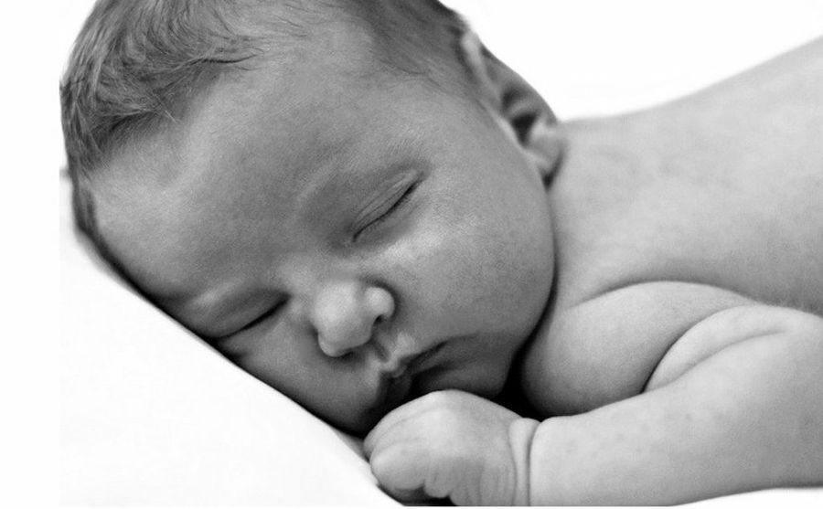bebe durmiendo