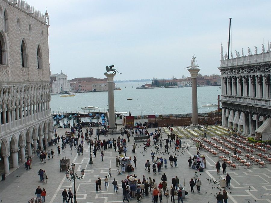 San Marcos 2 - Flickr - Eustaquio Santimano