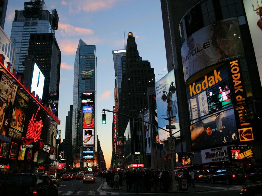 Times Square - Flickr - zoonabar
