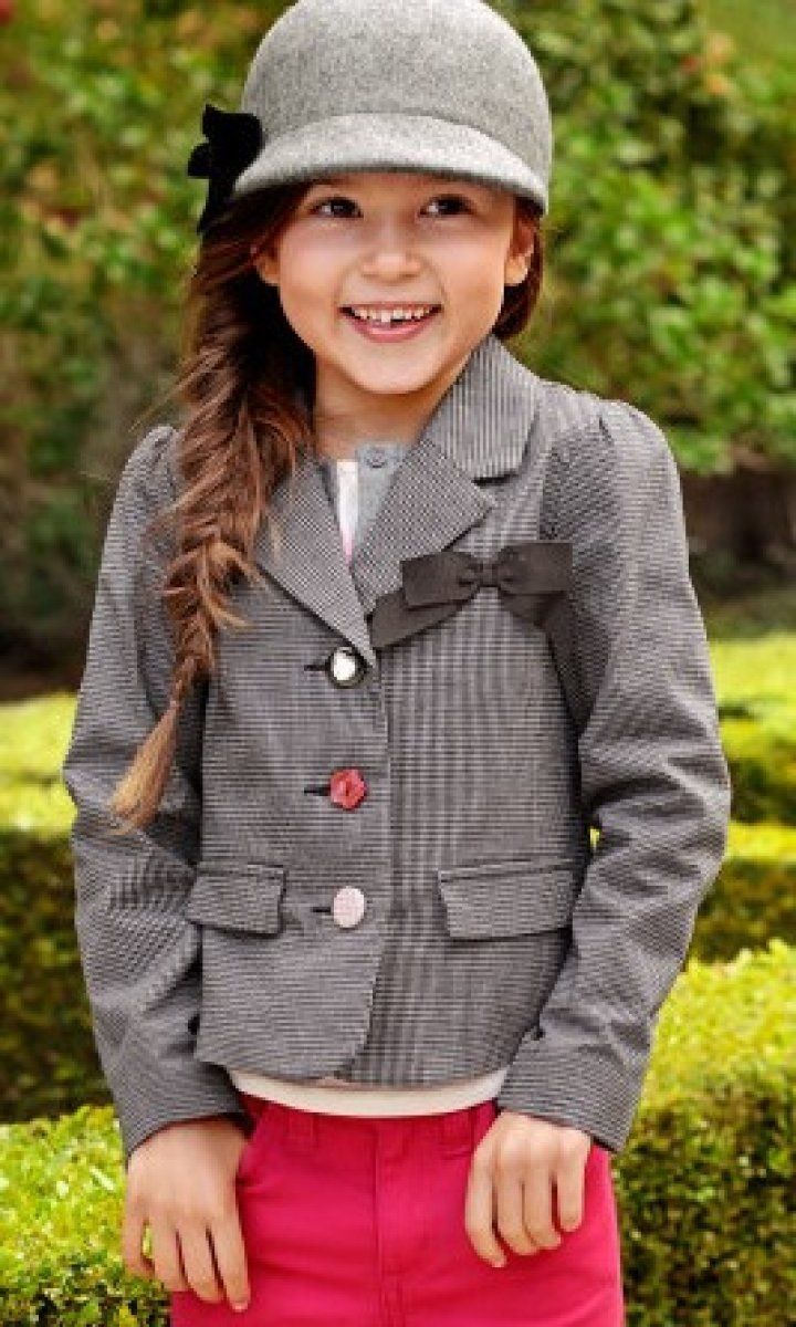niña chaqueta