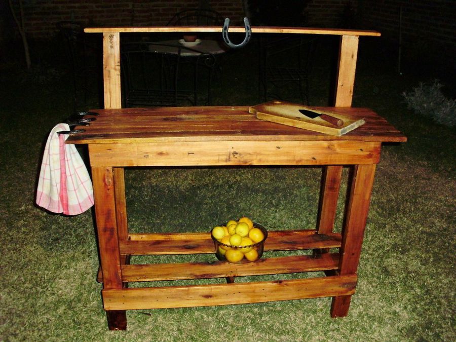 Mesa de barbacoa hecha por Maderar