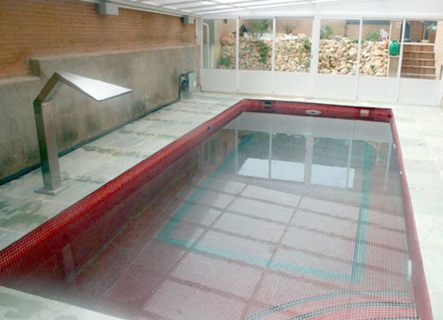 piscina cubierta casa domux