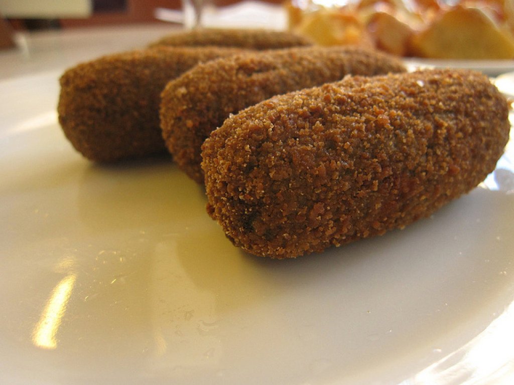 Dos trucos para conseguir la croqueta perfecta sin mancharte las manos (¡y  en tiempo récord!)