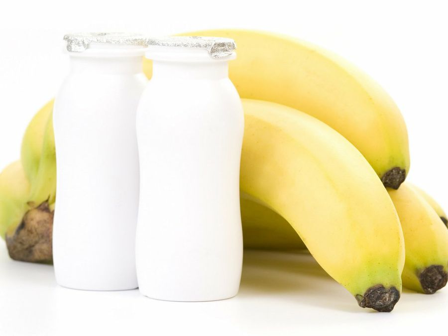 Yogur y plátanos