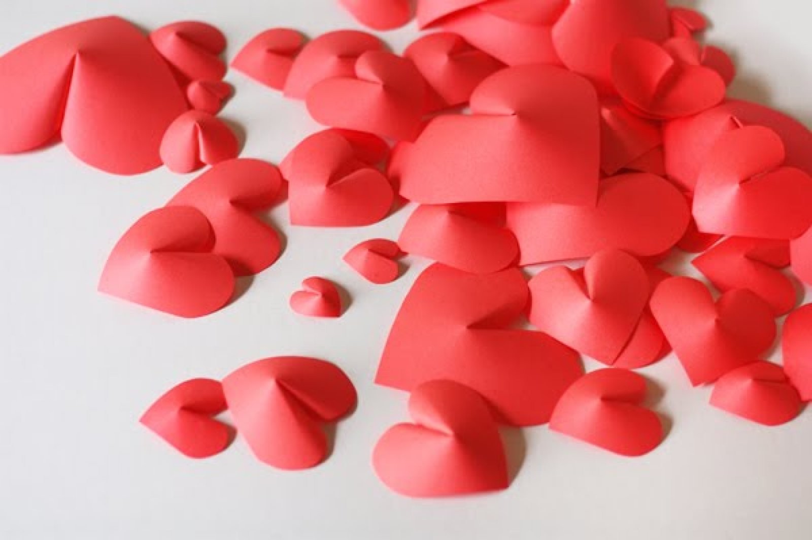  Corazones de cartulina en 3D