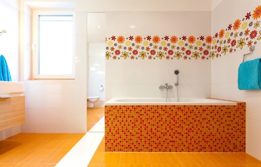 Todos los pasos para pintar los azulejos del baño o la cocina
