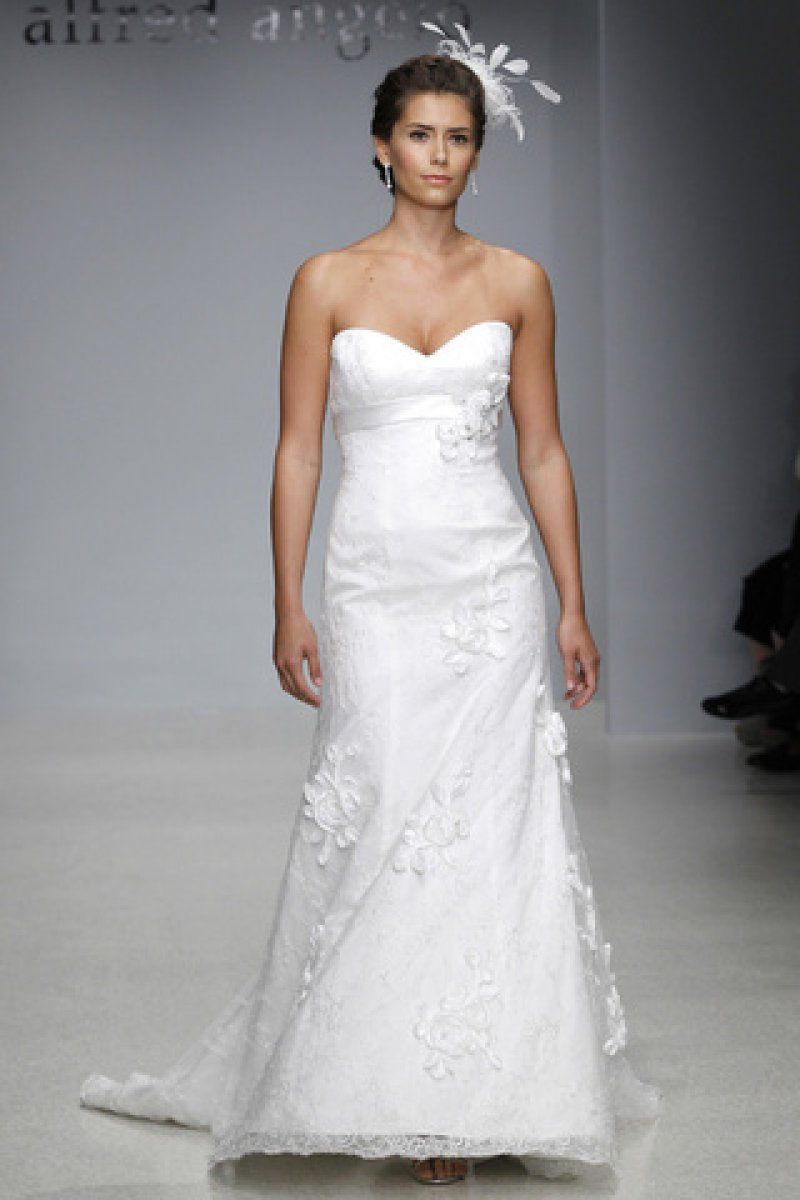 Alfred Angelo en la NY Bridal Fashion Week | Bodas, image size:800x1200