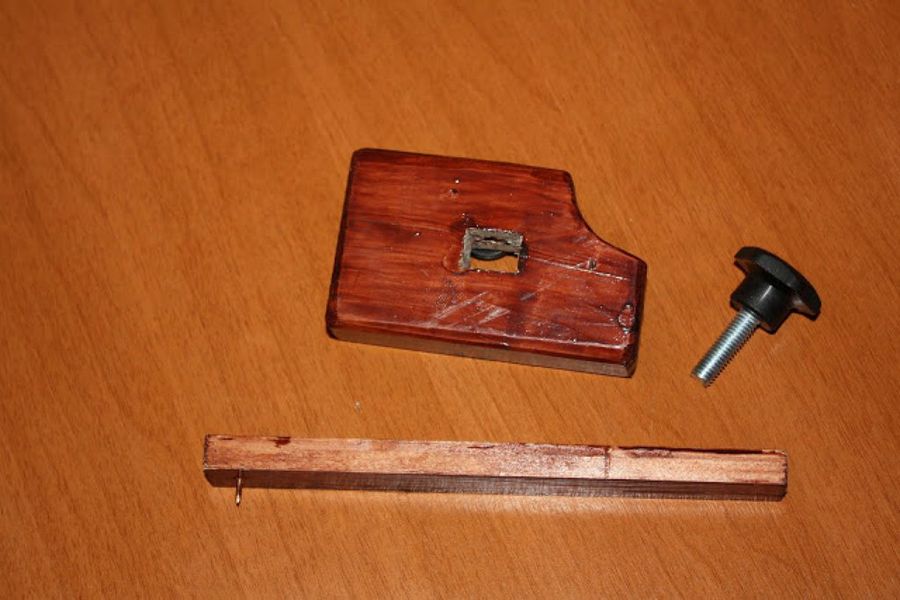 La Boutique del Luthier - Gramil de Madera con bronce (AMTECH). El Gramil  es una herramienta de marcaje, utilizada en carpinteria para trazar lineas  paralelas en referencia al borde de la pieza
