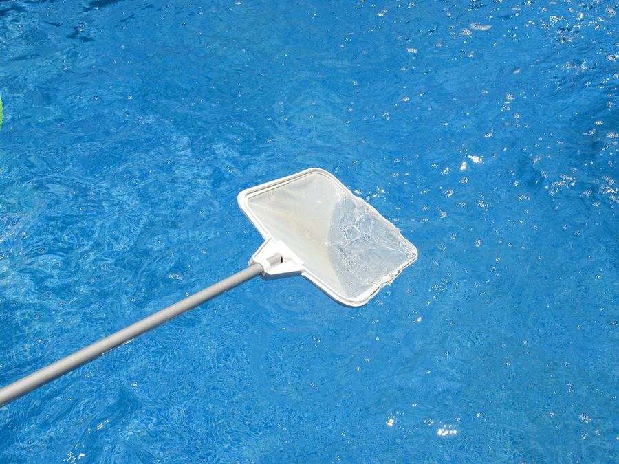 Trick to remove dirt stuck to the bottom of Your Pool No Rubbing  Creative  Tutorial  YouTube