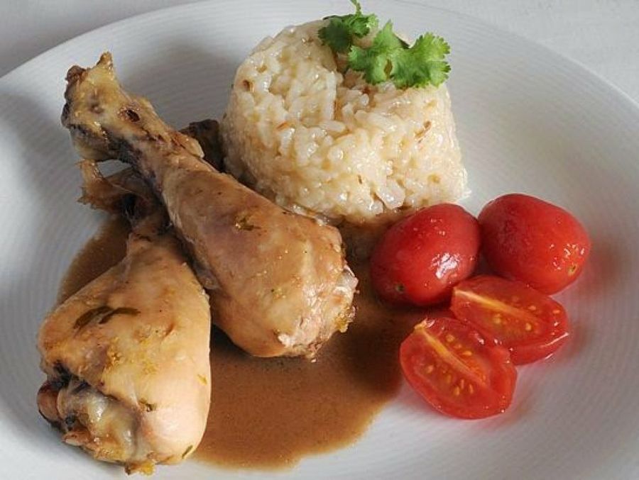  Muslos de pollo asados al aroma de limón y cilantro