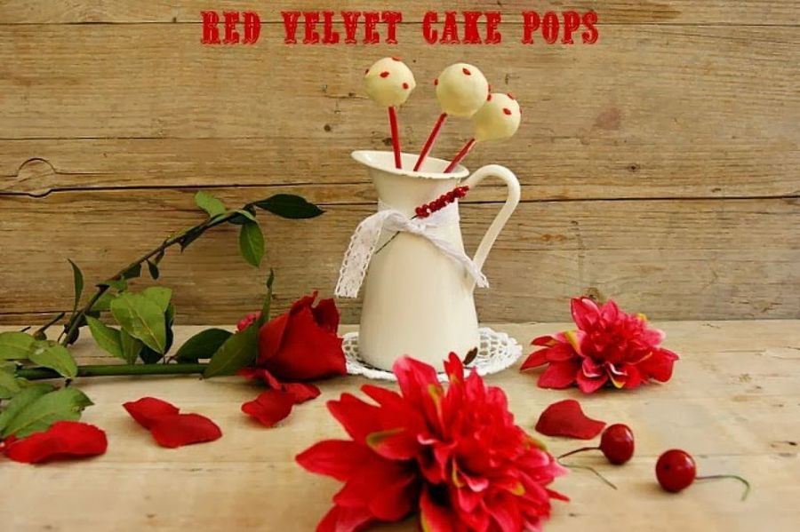  Red velvet cake pops