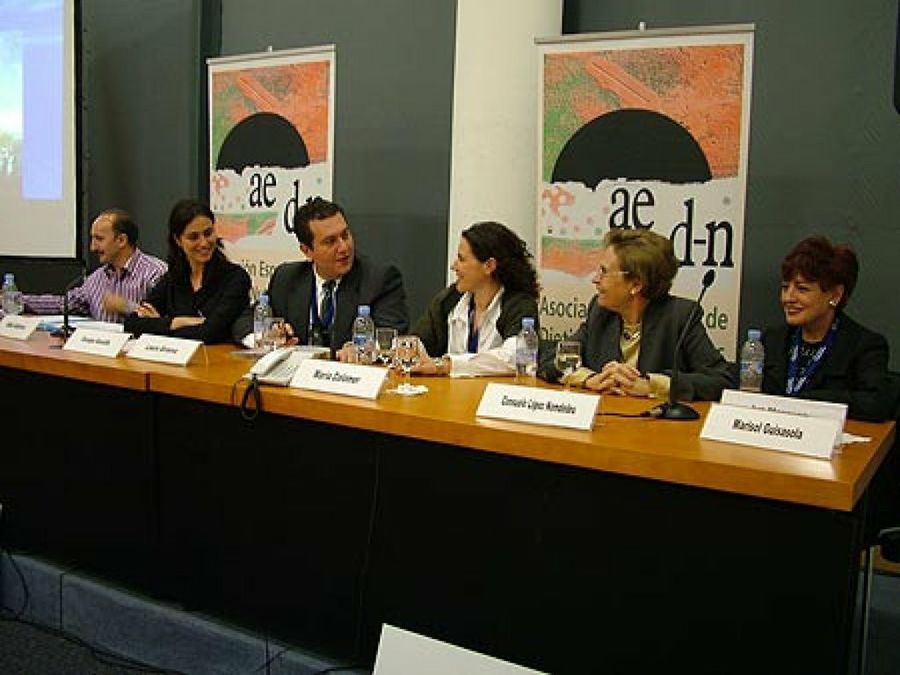 ponentes conferencia