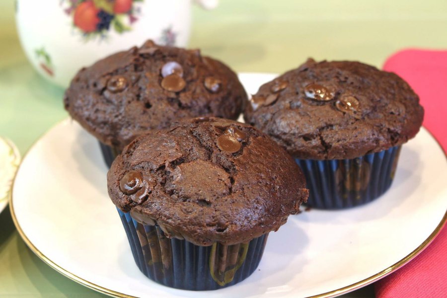 Muffins de chocolate súper esponjosos | Cocina