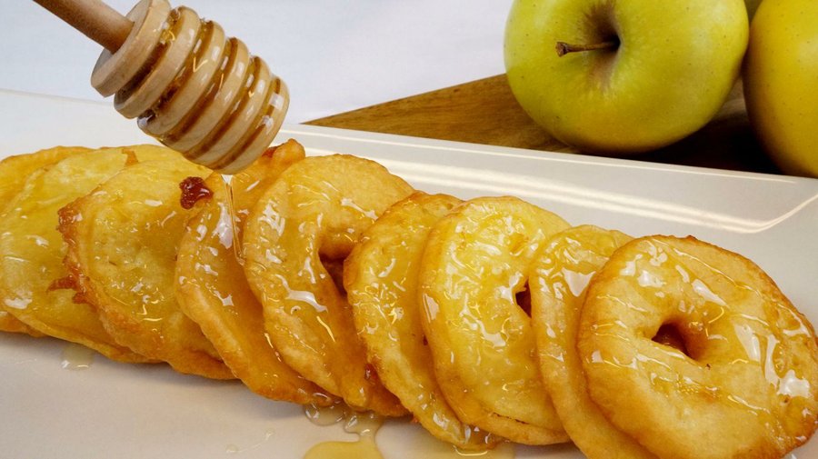 Buñuelos de manzana. ¡Un postre fácil, rápido y delicioso! | Cocina