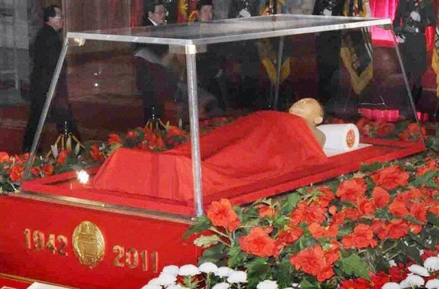 Preparación y mantenimiento de un cuerpo embalsamado métodos antiguos de esta práctica