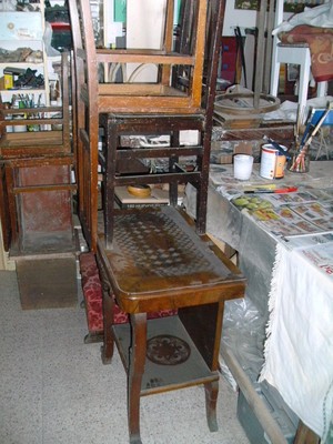 Restauración varias sillas antiguas: el maravilloso arte de la